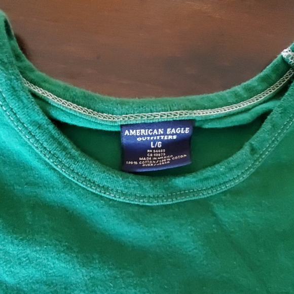 American Eagle tshirt - Picture 2 of 2